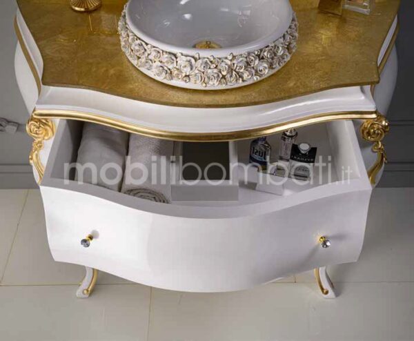 White hand-carved bathroom furniture - Image 4