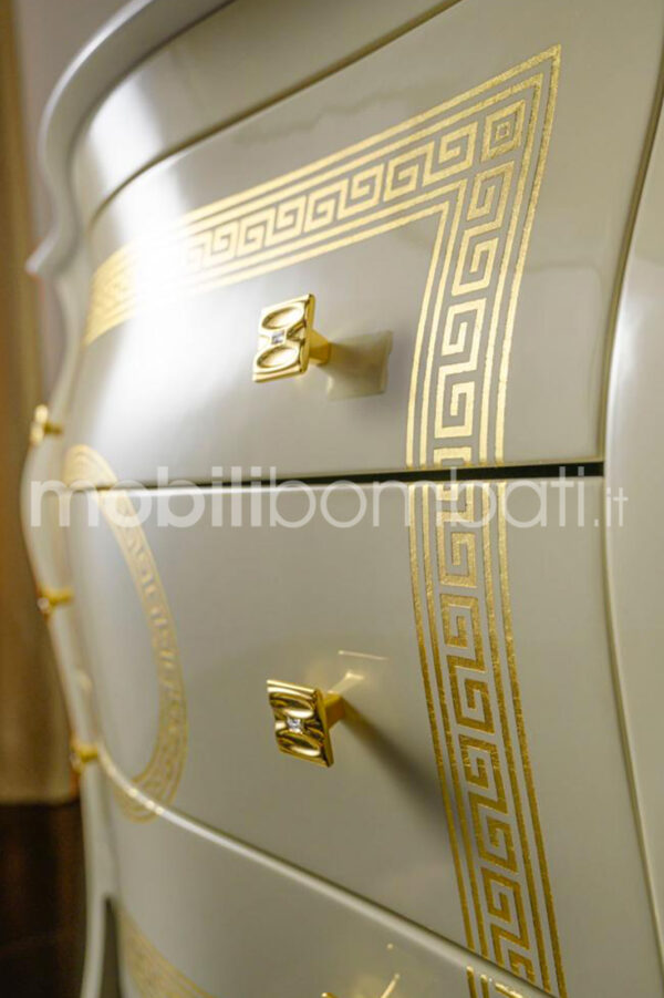 White Baroque style bathroom furniture - Image 3