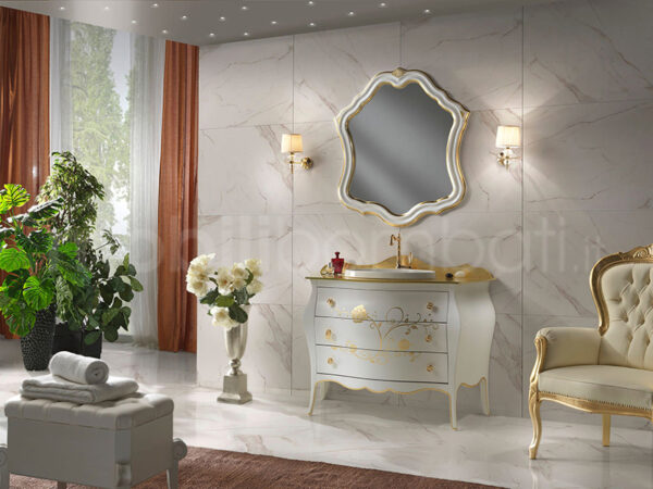 Mobile bagno stile barocco con decori oro
